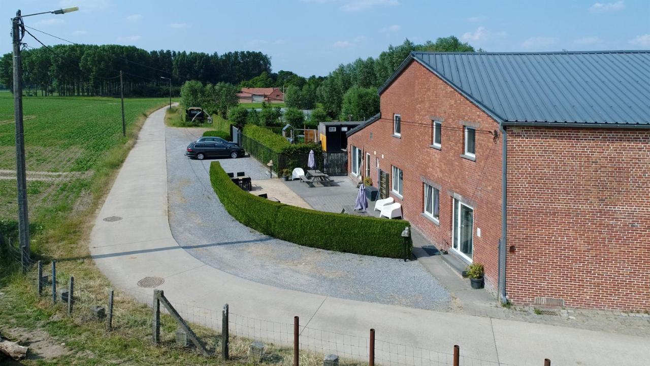 De Smishoeve Met Kinderpret, Dieren En Wellness Heers Exterior foto